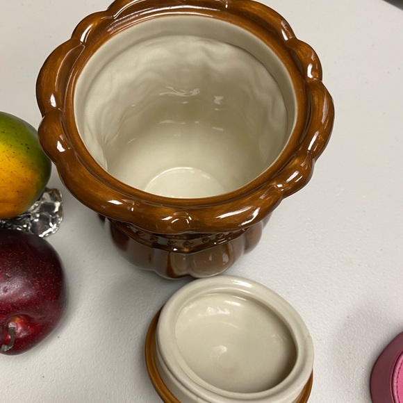 Home Interiors Venettian Spice Small Container - Picture 5 of 7